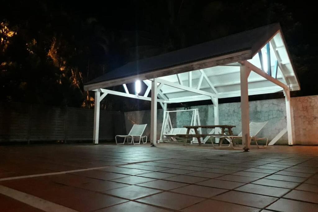 La Martinique Vous Tend Les Bras ! Le Diamant Exterior foto